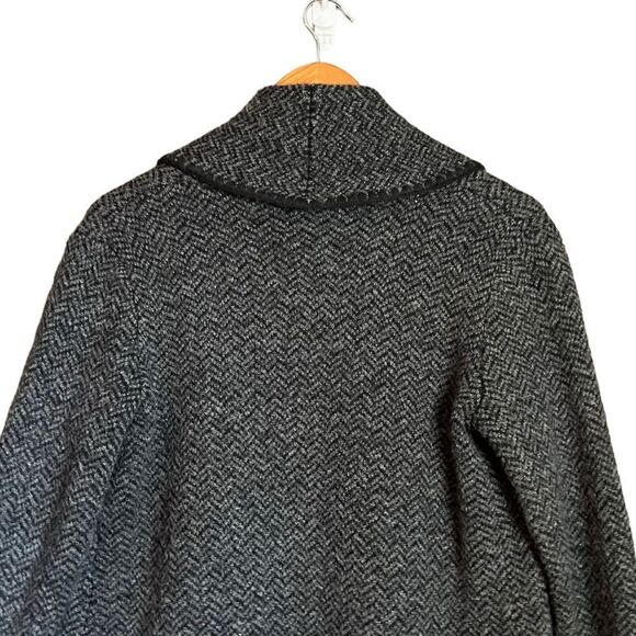 Ellen Tracy wool blend long cardigan. Size small - Picture 7 of 9